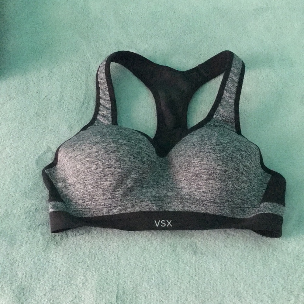 VS Sports Bra size 32B